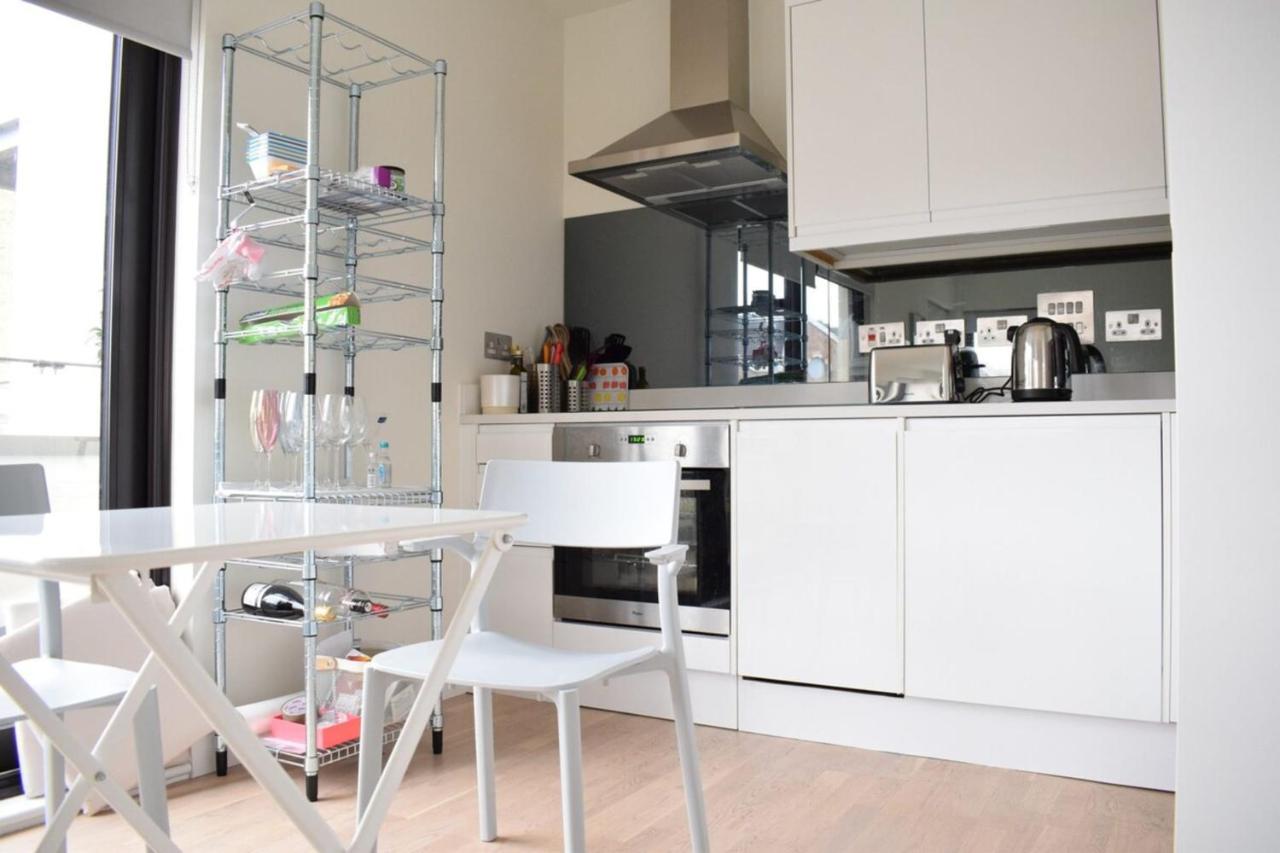 Bright 1 Bedroom Flat In North London With Balcony Esterno foto